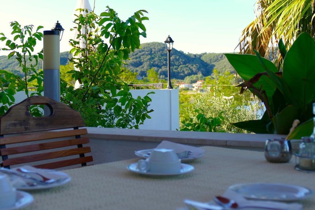 B&B Garni Toni Supetarska Draga Buitenkant foto